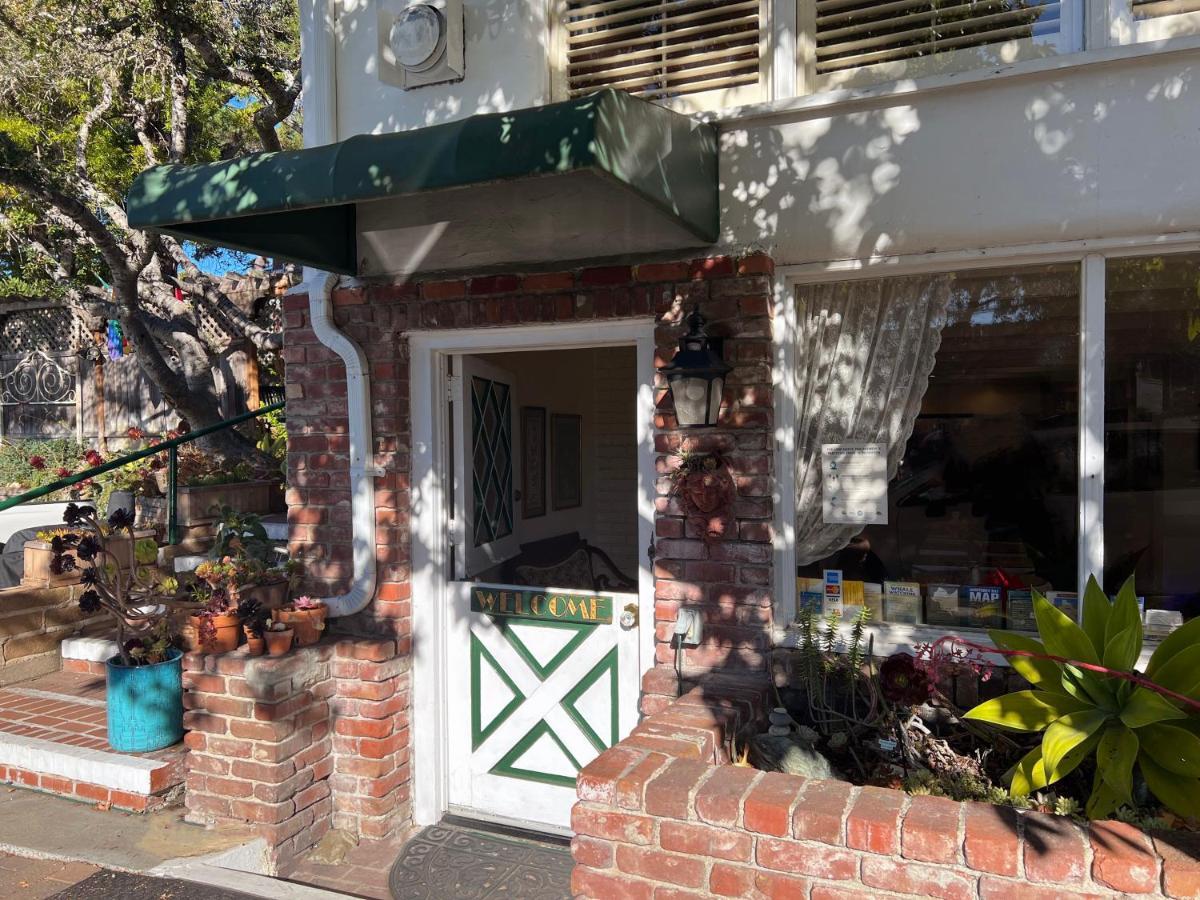Carmel Garden Inn Екстериор снимка